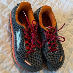 Altra Olympus Gray Running Shoes with Orange and Red Highlights